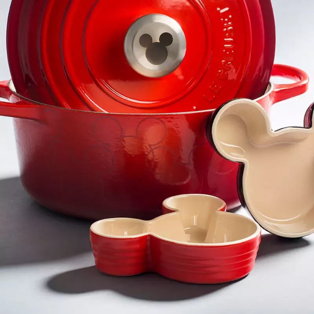Le Creuset x Disney Mickey & Minnie Ramekins
